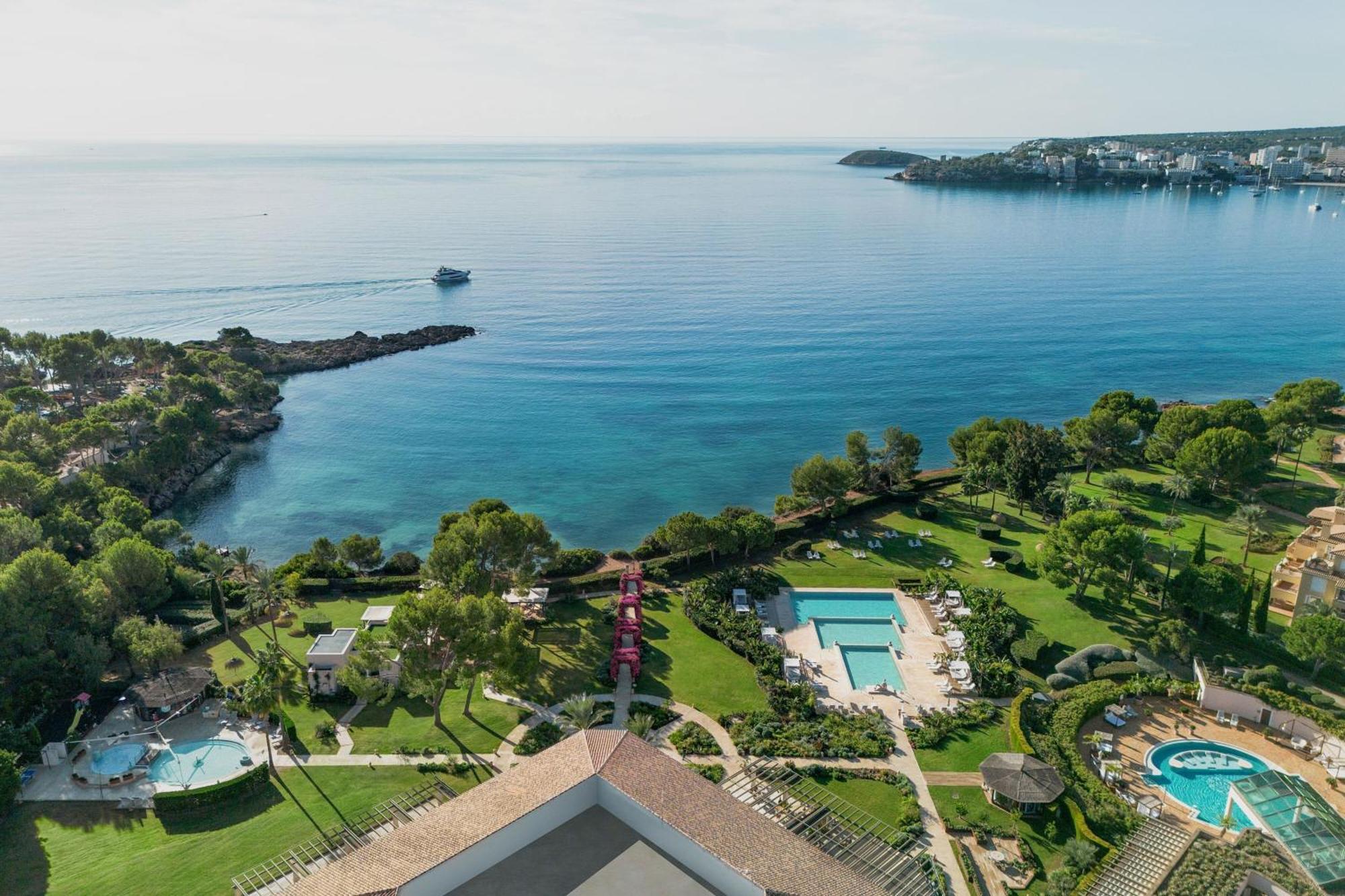 The St. Regis Mardavall Mallorca Resort Palmanova Kültér fotó