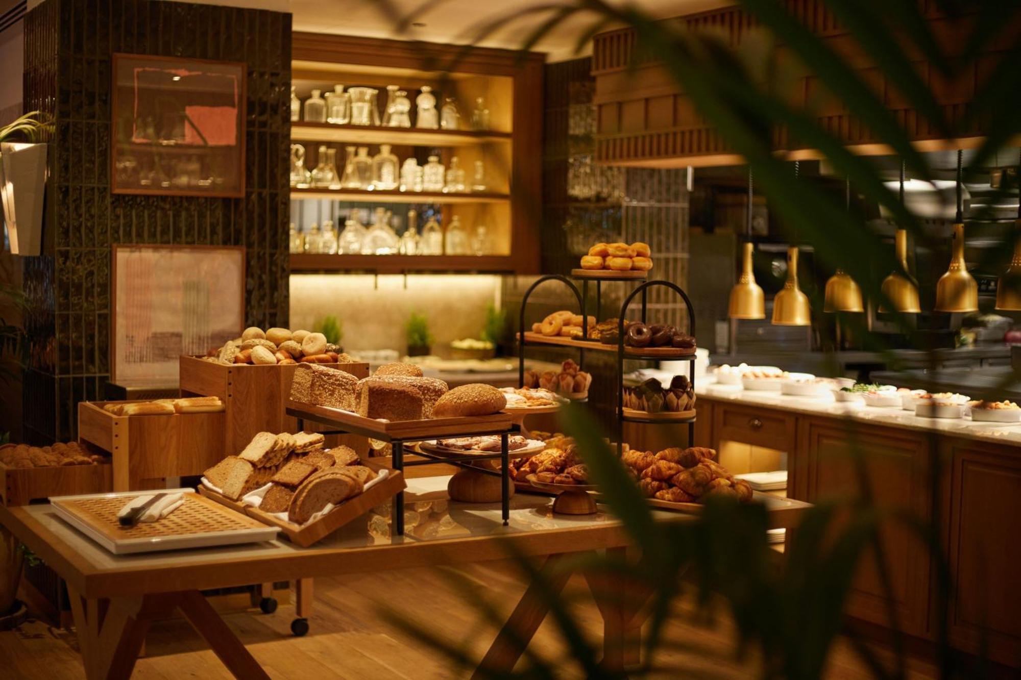 The St. Regis Mardavall Mallorca Resort Palmanova Kültér fotó