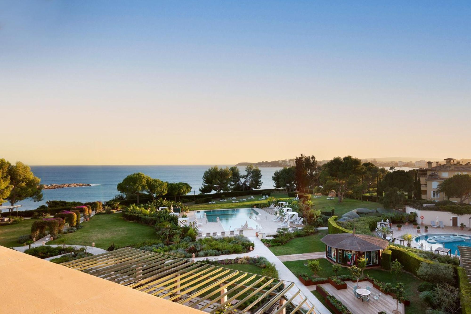 The St. Regis Mardavall Mallorca Resort Palmanova Kültér fotó