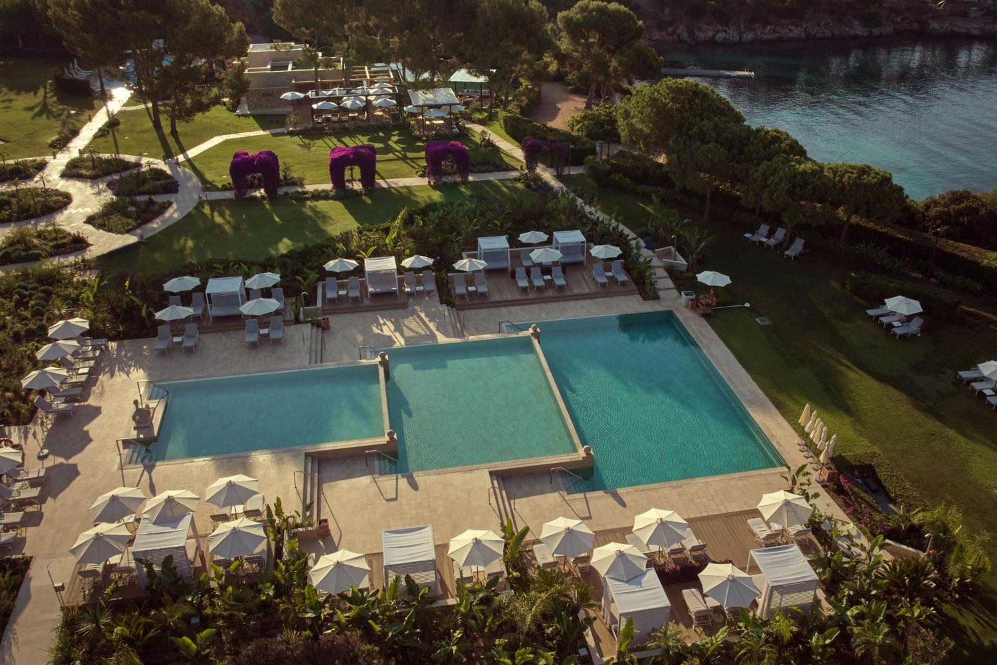 The St. Regis Mardavall Mallorca Resort Palmanova Kültér fotó