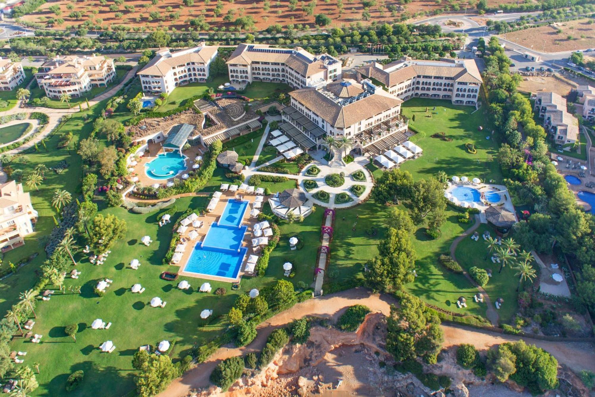 The St. Regis Mardavall Mallorca Resort Palmanova Kültér fotó